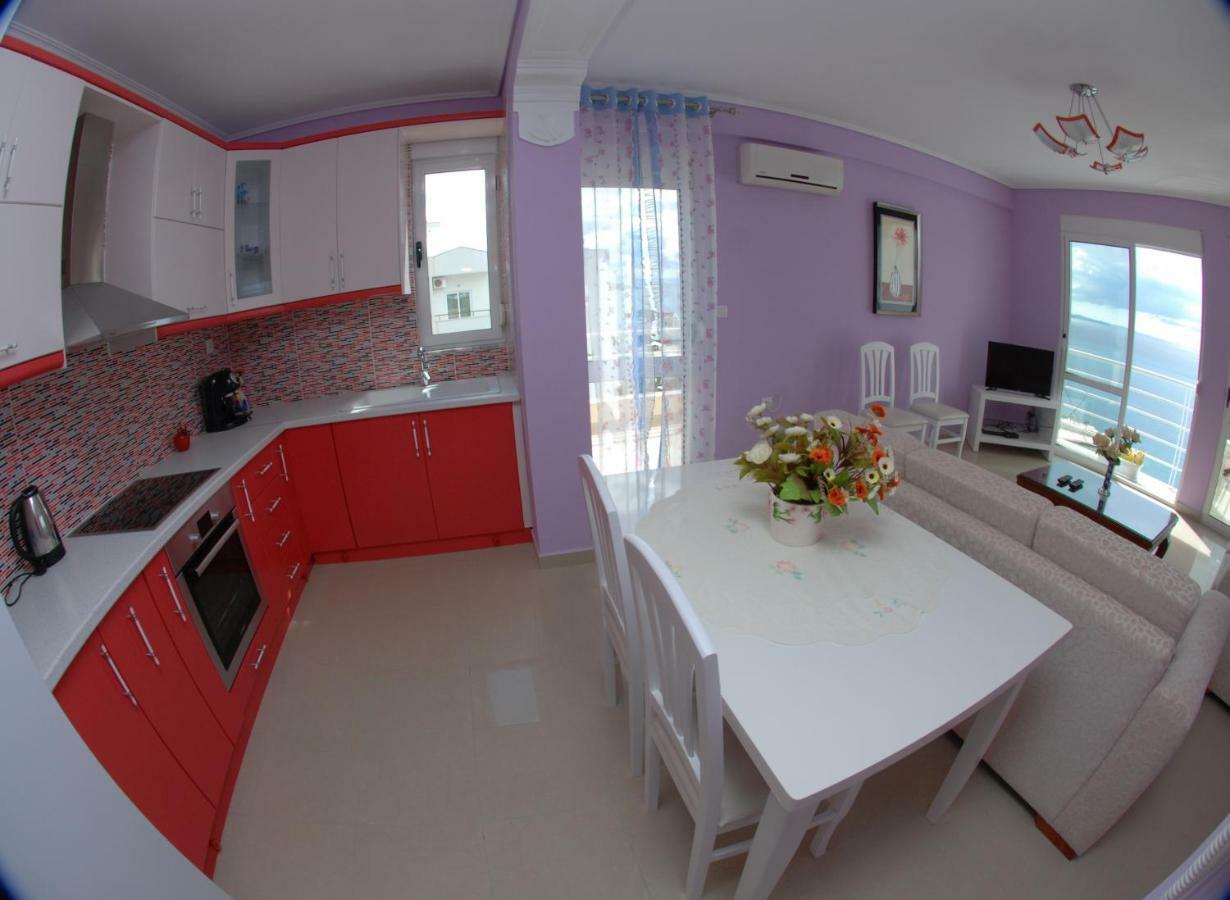 Erti'S Apartments ซารานเดอ ภายนอก รูปภาพ
